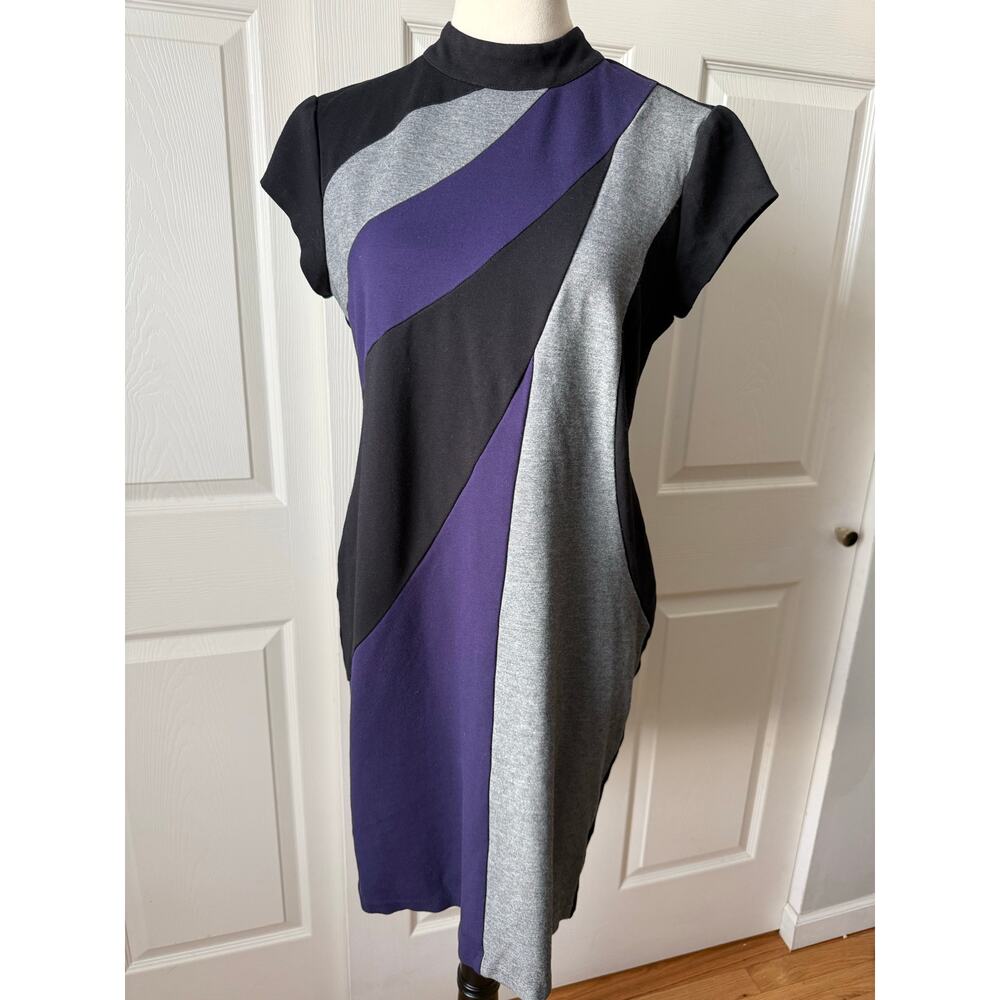 Chico’s Travelers Colorblock‎ Mock Neck Stretch Dress Chico’s Size 0.5 / Small